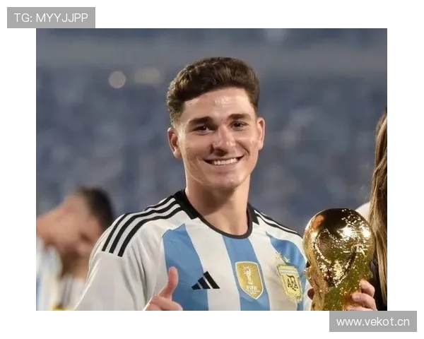 阿尔瓦雷斯国家队进球效率提升，近期表现稳健