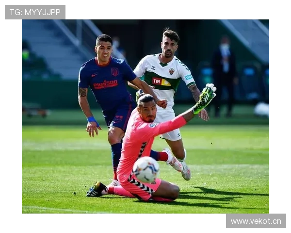 皇马关键比赛表现起伏,对赛季争冠形势与球队稳定性产生影响 皇马关键比赛表现起伏,对赛季争冠形势与球队稳定性产生影响