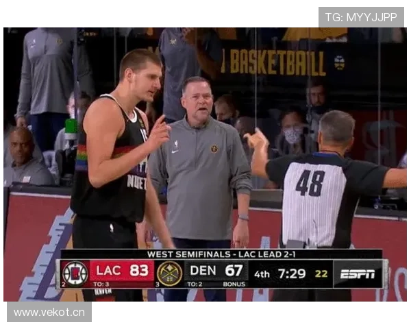 背后犯规判罚为何常被忽视？裁判认定细节全解析